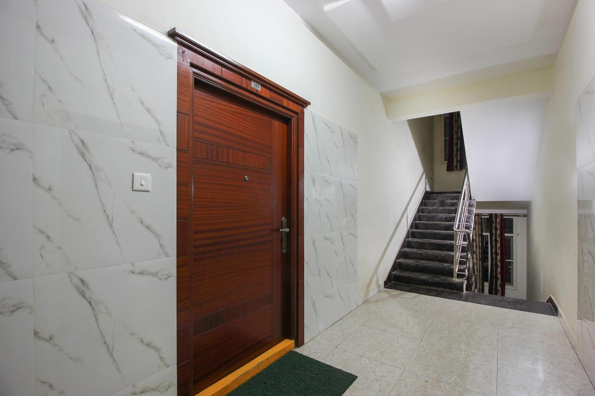 Collection O Madhapur Hotel Kondapur  Ngoại thất bức ảnh